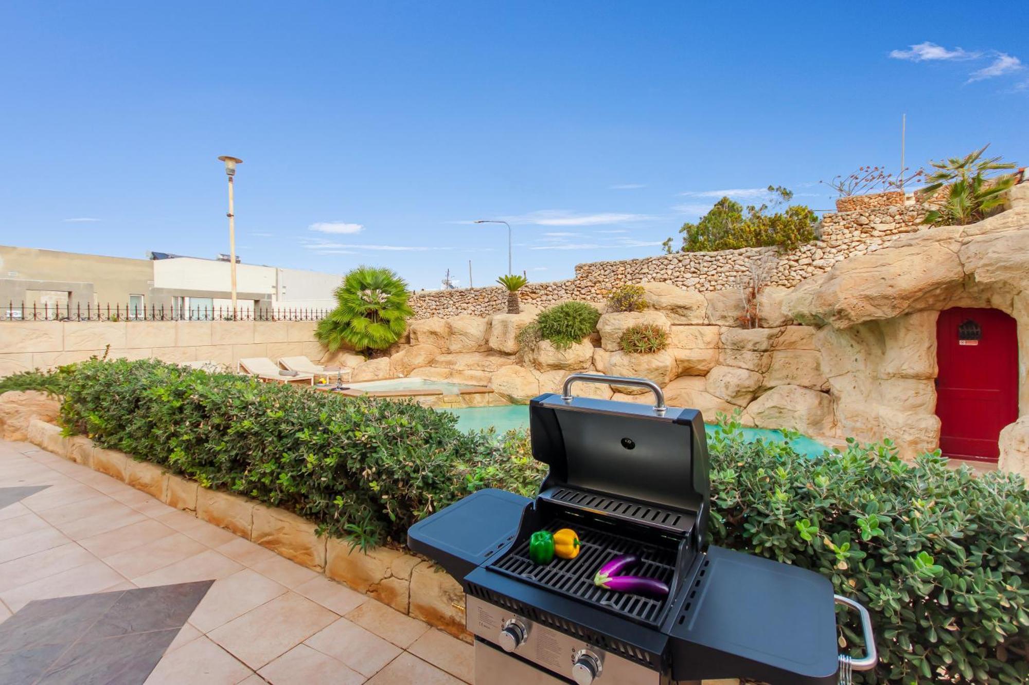 Villa & Pool Apartments In Mellieha Bay ภายนอก รูปภาพ