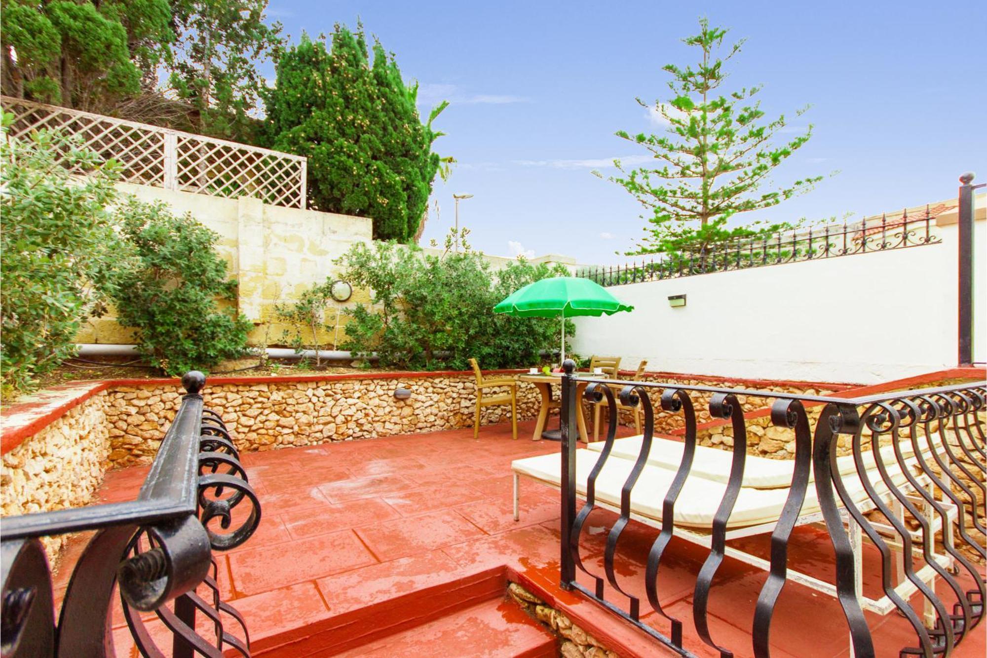 Villa & Pool Apartments In Mellieha Bay ภายนอก รูปภาพ