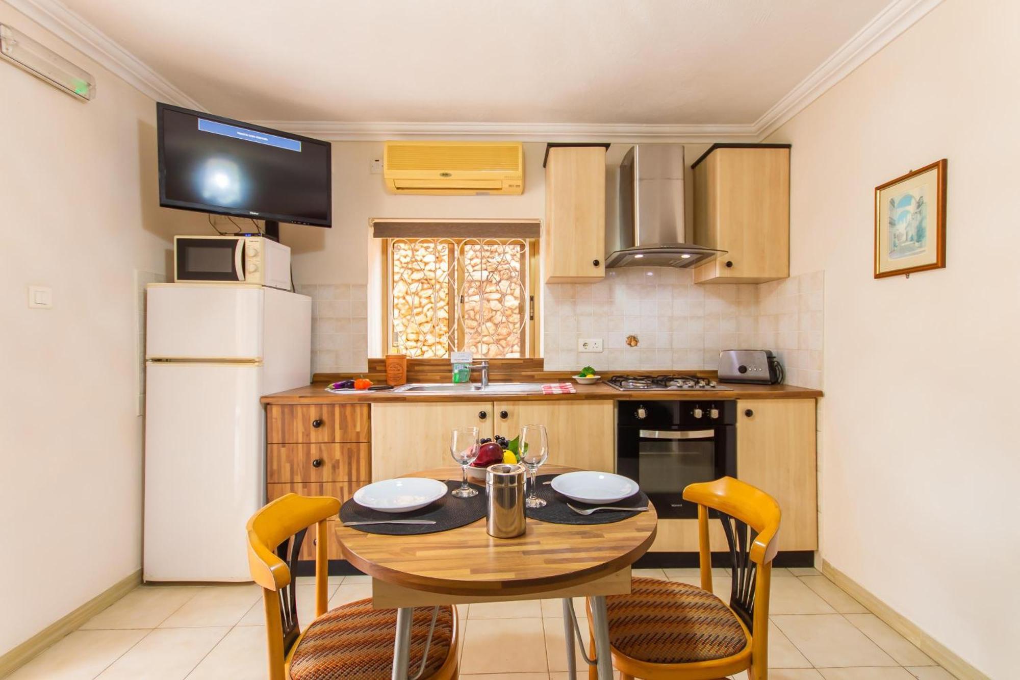 Villa & Pool Apartments In Mellieha Bay ภายนอก รูปภาพ