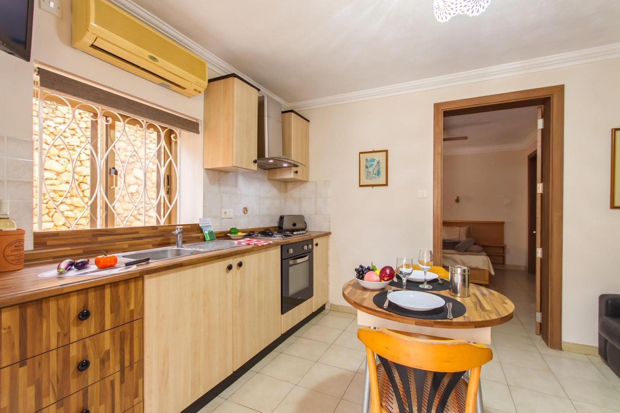 Villa & Pool Apartments In Mellieha Bay ภายนอก รูปภาพ
