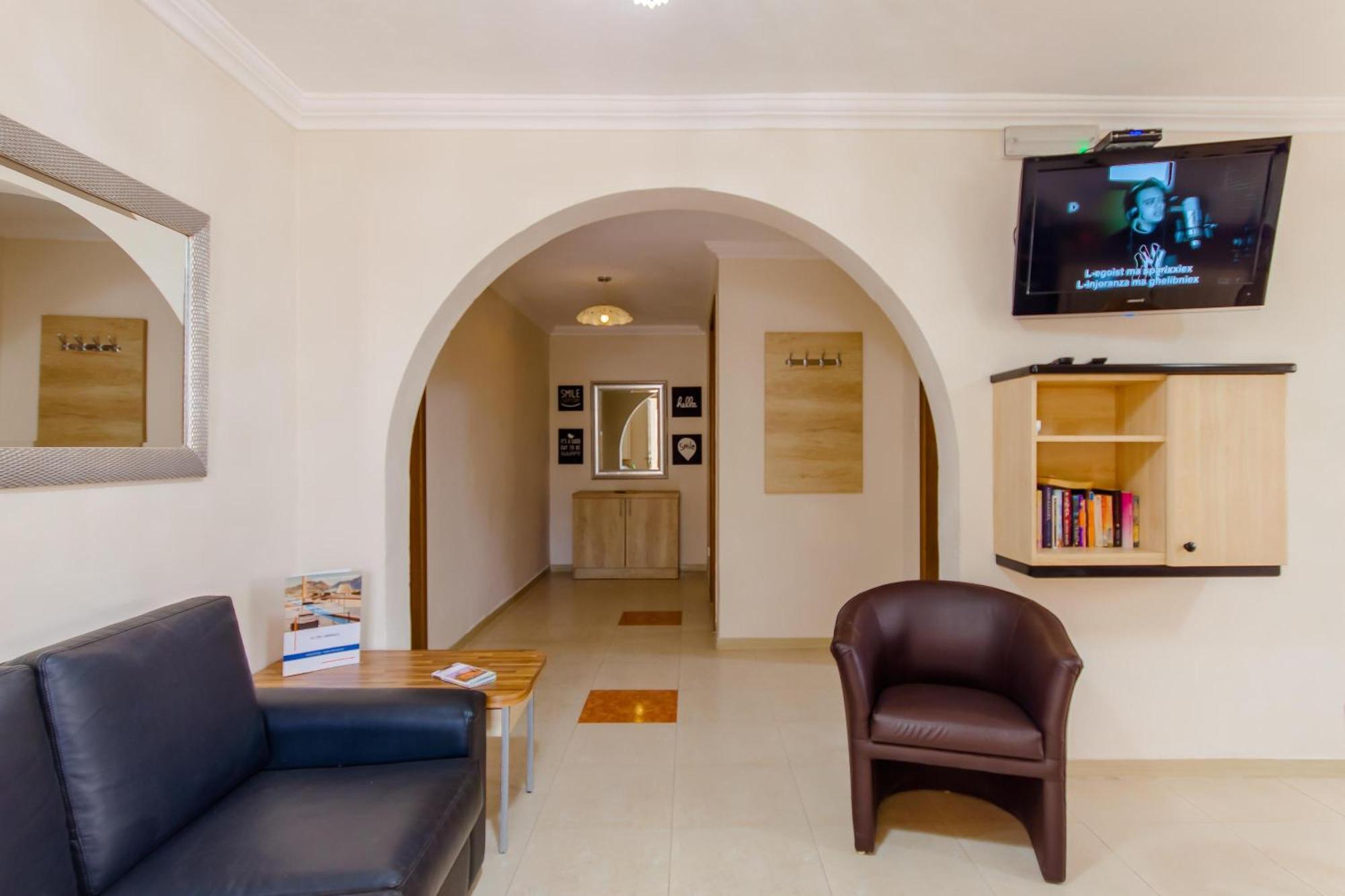 Villa & Pool Apartments In Mellieha Bay ภายนอก รูปภาพ