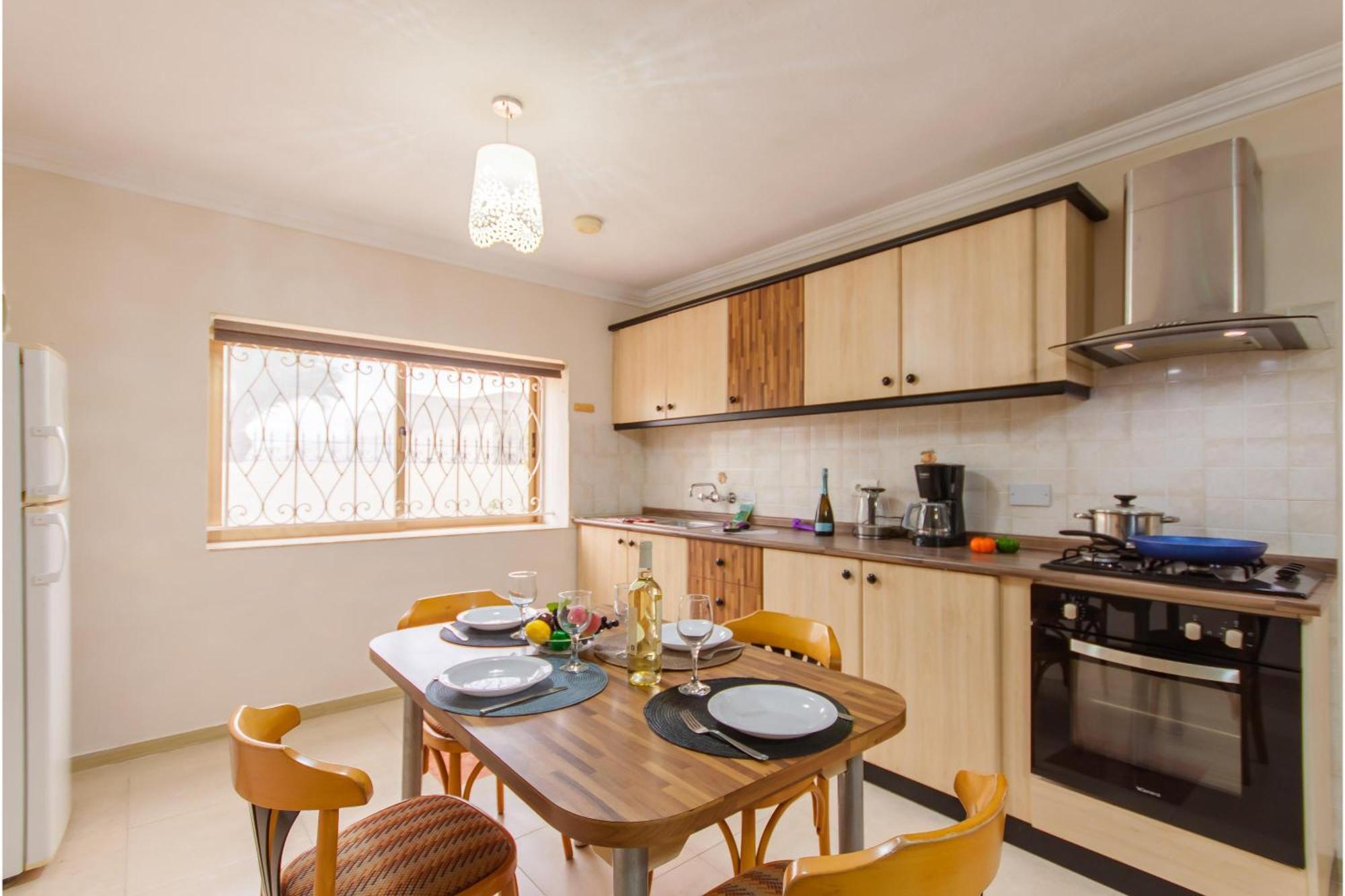 Villa & Pool Apartments In Mellieha Bay ภายนอก รูปภาพ