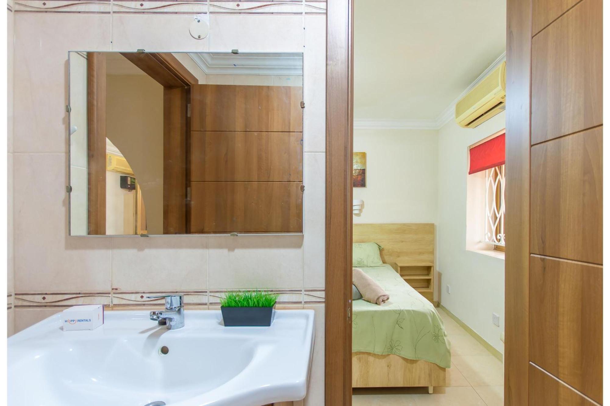 Villa & Pool Apartments In Mellieha Bay ภายนอก รูปภาพ