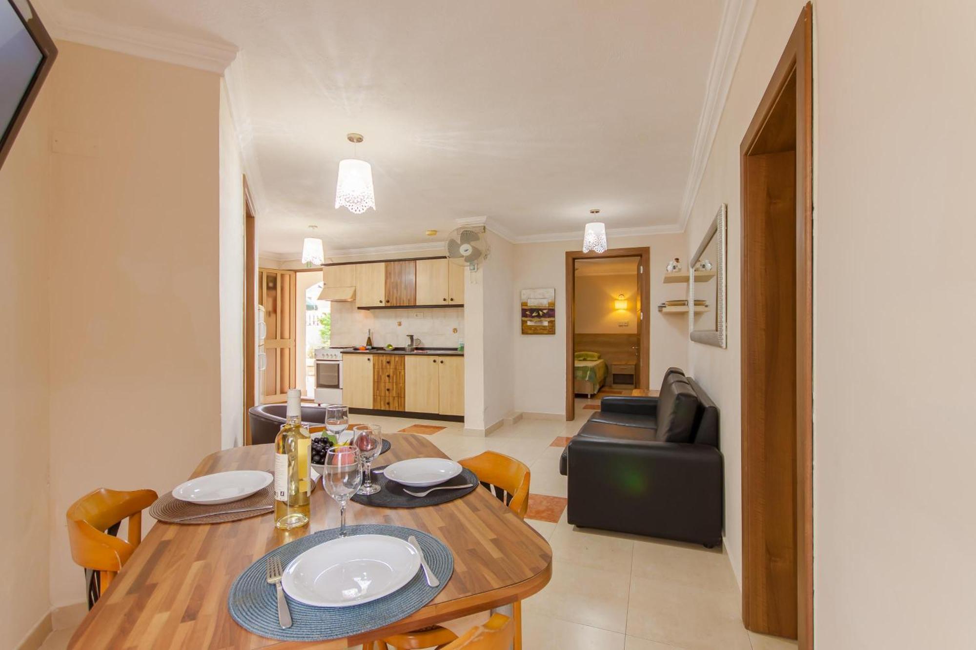 Villa & Pool Apartments In Mellieha Bay ภายนอก รูปภาพ